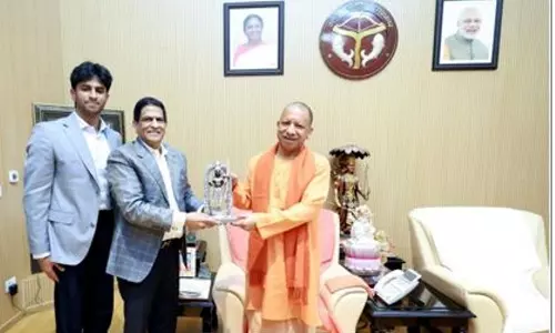 Lucknow: टाटा और सिफी की योजनाओं से प्रदेश में आर्थिक गतिविधियां तेज
