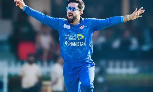 SA20 से पहले MI केप टाउन कप्तान राशिद खान ने रणनीति पर बात की SA20 से पहले MI केप टाउन कप्तान राशिद खान ने रणनीति पर बात की