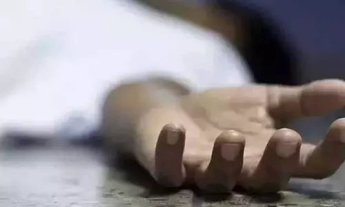 Ashok Nagar में पति से झगड़े के बाद महिला की मौत, पति को पूछताछ के लिए हिरासत में लिया गया Ashok Nagar में पति से झगड़े के बाद महिला की मौत, पति को पूछताछ के लिए हिरासत में लिया गया
