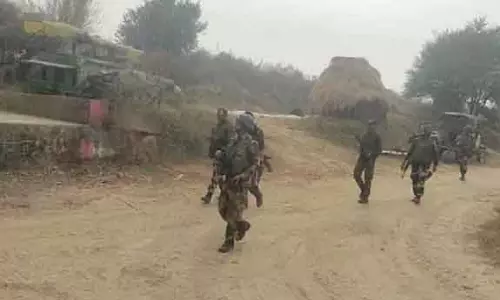 Jammu-Punjab सीमा पर हाई अलर्ट जारी किया गया Jammu-Punjab सीमा पर हाई अलर्ट जारी किया गया