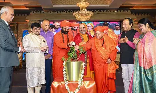 Bengaluru : आयुर्वेद में वैज्ञानिक अनुसंधान बढ़ना चाहिए Bengaluru : आयुर्वेद में वैज्ञानिक अनुसंधान बढ़ना चाहिए