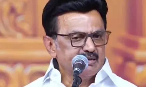 CM ने कल्लाकुरिची में 2.16 लाख लाभार्थियों को कल्याणकारी सहायता प्रदान की CM ने कल्लाकुरिची में 2.16 लाख लाभार्थियों को कल्याणकारी सहायता प्रदान की