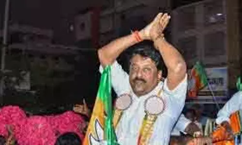 OPS, TTV चुनाव से पहले एनडीए में वापस शामिल हो सकते हैं:  Nainar