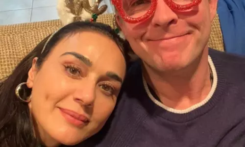 Preity जिंटा ने क्रिसमस पर बच्चों की दिलकश झलकियां शेयर कीं