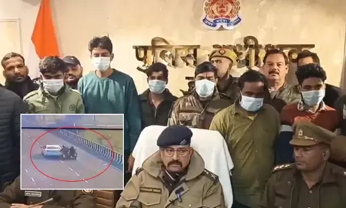 BREAKING: हाईवे पर 85 लाख की सनसनीखेज लूट का खुलासा, 6 बदमाश गिरफ्तार BREAKING: हाईवे पर 85 लाख की सनसनीखेज लूट का खुलासा, 6 बदमाश गिरफ्तार