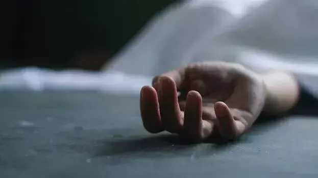 kerala: ऑनलाइन बेटिंग ऐप से लाखों रुपये हारने के बाद 18 साल के युवक ने आत्महत्या कर ली