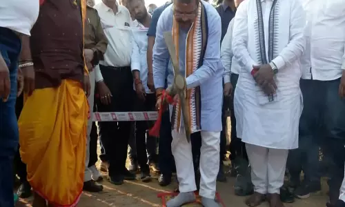 Dharmendra Pradhan ने अटल बिहारी वाजपेयी की 101वीं जयंती पर 250 करोड़ रुपये की परियोजनाओं की आधारशिला रखी Dharmendra Pradhan ने अटल बिहारी वाजपेयी की 101वीं जयंती पर 250 करोड़ रुपये की परियोजनाओं की आधारशिला रखी