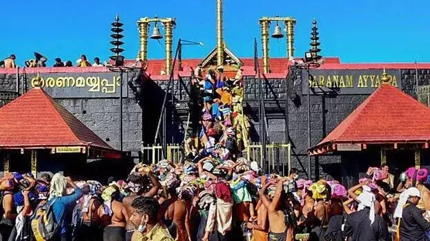 kerala: सबरीमाला सोना चोरी; प्रवासी कारोबारी के बयान की पड़ताल, डी मणि से पूछताछ kerala: सबरीमाला सोना चोरी; प्रवासी कारोबारी के बयान की पड़ताल, डी मणि से पूछताछ