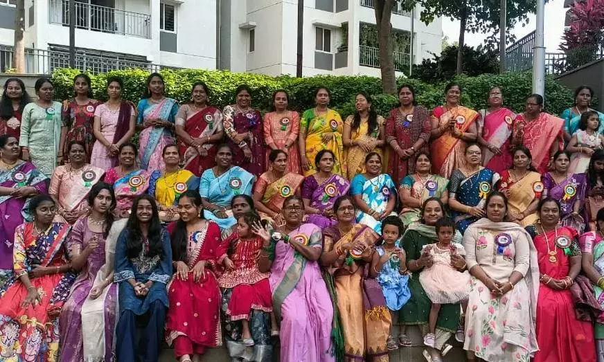 Hyderabad में मंथानी परिवार के 200 सदस्य फिर से मिले। Hyderabad में मंथानी परिवार के 200 सदस्य फिर से मिले।