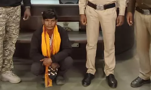 रेजर ब्लेड से पत्नी का गला रेता, 1 हजार खर्च करने पर गुस्साया पति रेजर ब्लेड से पत्नी का गला रेता, 1 हजार खर्च करने पर गुस्साया पति