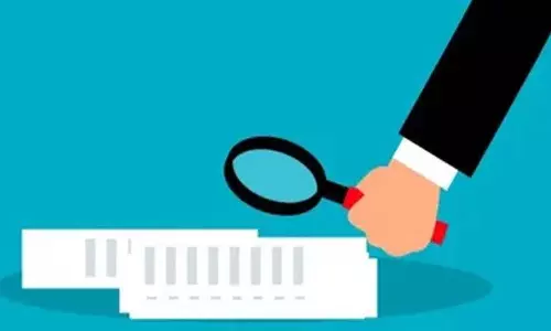 केंद्र ने IAS अधिकारियों को संपत्ति का ब्यौरा देने या कार्रवाई का सामना करने की चेतावनी दी