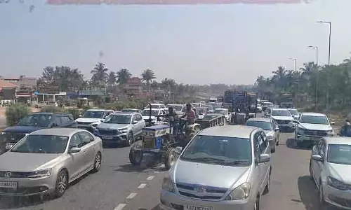 Karnataka : नेशनल हाईवे पर ट्रैफिक जाम