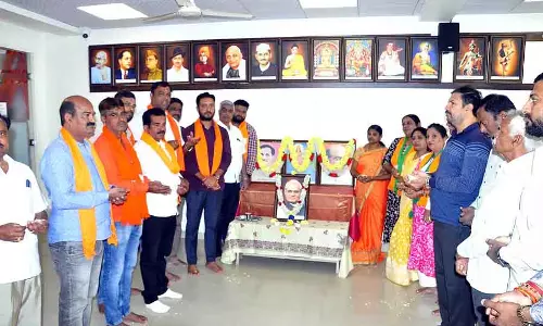 Karnataka : एक प्रतिभाशाली व्यक्ति जिसने देश की प्रगति के लिए एक मज़बूत नींव रखी Karnataka : एक प्रतिभाशाली व्यक्ति जिसने देश की प्रगति के लिए एक मज़बूत नींव रखी