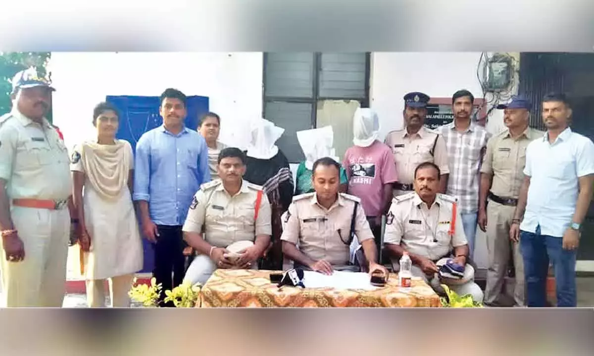 Andhra: अंतर-जिला चोरों का गिरोह गिरफ्तार