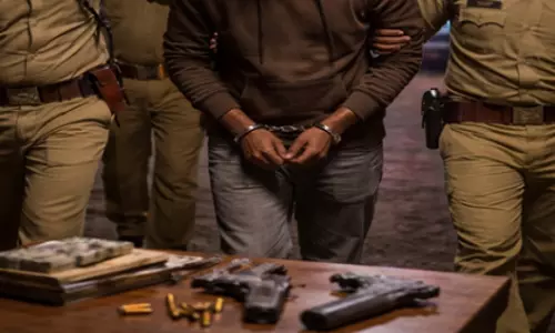 Bihar के गोपालगंज में पुलिस ने एक बड़ी आपराधिक साजिश को नाकाम किया Bihar के गोपालगंज में पुलिस ने एक बड़ी आपराधिक साजिश को नाकाम किया