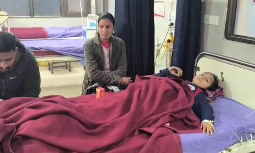 Himachal: आयरन की गोलियां खाने के बाद पांच स्कूली बच्चे बीमार पड़ गए Himachal: आयरन की गोलियां खाने के बाद पांच स्कूली बच्चे बीमार पड़ गए