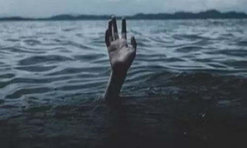 मामा समेत दो भांजे की तालाब में डूबने से मौत, तीनों के शव बरामद मामा समेत दो भांजे की तालाब में डूबने से मौत, तीनों के शव बरामद
