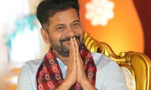 Telangana पॉलिटिक्स 2025: जाति जनगणना और आरक्षण की बहस रही हावी Telangana पॉलिटिक्स 2025: जाति जनगणना और आरक्षण की बहस रही हावी