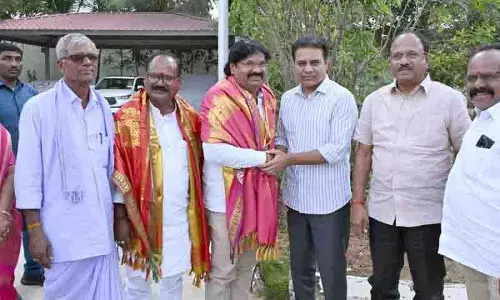 जादचेरला में 150 नेताओं के BRS में शामिल होने से कांग्रेस को झटका लगा