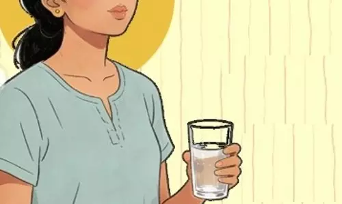 आंखों में जलन, सूखापन और कमजोर नजर? शीतोदक से मिलेंगे कई फायदे