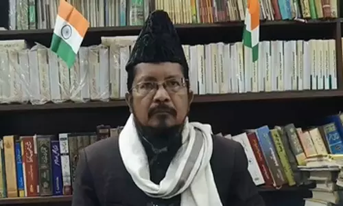 क्रिसमस के दौरान असामाजिक तत्वों ने सांप्रदायिक तनाव पैदा करने वाली हरकतें कीं : मौलाना शहाबुद्दीन रजवी क्रिसमस के दौरान असामाजिक तत्वों ने सांप्रदायिक तनाव पैदा करने वाली हरकतें कीं : मौलाना शहाबुद्दीन रजवी
