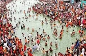 Magh Mela 2026: माघ मेले में जरूर करें ये 5 तरह के दान, परिवार में आएंगी खुशियां, पितृ भी होंगे प्रसन्न Magh Mela 2026: माघ मेले में जरूर करें ये 5 तरह के दान, परिवार में आएंगी खुशियां, पितृ भी होंगे प्रसन्न