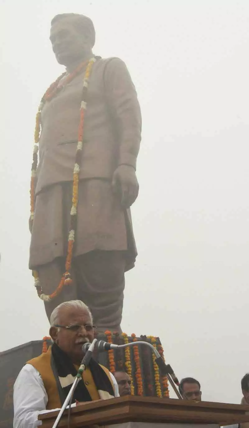 केंद्रीय मंत्री खट्टर ने वाजपेयी के सुशासन के विजन को याद किया। केंद्रीय मंत्री खट्टर ने वाजपेयी के सुशासन के विजन को याद किया।