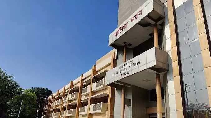 UAD ने 5 डिवीजनों में 11 फर्मों को ब्लैकलिस्ट किया, जिसमें ग्वालियर में 1 FIR भी शामिल है UAD ने 5 डिवीजनों में 11 फर्मों को ब्लैकलिस्ट किया, जिसमें ग्वालियर में 1 FIR भी शामिल है