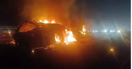 बस हादसे में मृतकों की संख्या बढ़कर 7 हुई, बस चालक ने तोड़ा दम बस हादसे में मृतकों की संख्या बढ़कर 7 हुई, बस चालक ने तोड़ा दम