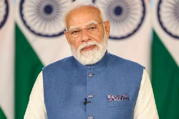 Commendable effort: पीएम मोदी ने संथाली भाषा में संविधान जारी होने की तारीफ की Commendable effort: पीएम मोदी ने संथाली भाषा में संविधान जारी होने की तारीफ की