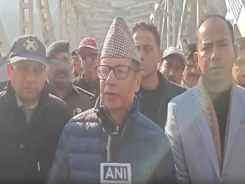 Uttarakhand: नेपाल के राजदूत ने सीमा पर बन रहे मोटर पुल का निरीक्षण किया Uttarakhand: नेपाल के राजदूत ने सीमा पर बन रहे मोटर पुल का निरीक्षण किया