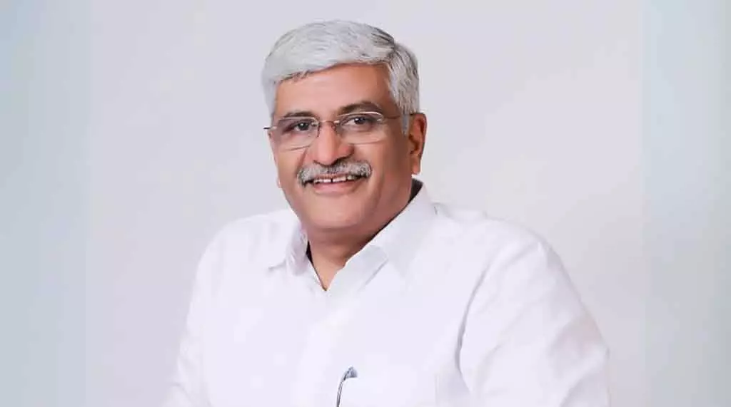 Karnataka : पर्यटन मंत्री ने सफाई का जायजा लेने के लिए हम्पी का दौरा किया Karnataka : पर्यटन मंत्री ने सफाई का जायजा लेने के लिए हम्पी का दौरा किया