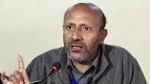 जेल में बंद सांसद इर रशीद ने Kashmiri शॉल बेचने वालों पर हमलों को लेकर CM को लिखा पत्र जेल में बंद सांसद इर रशीद ने Kashmiri शॉल बेचने वालों पर हमलों को लेकर CM को लिखा पत्र