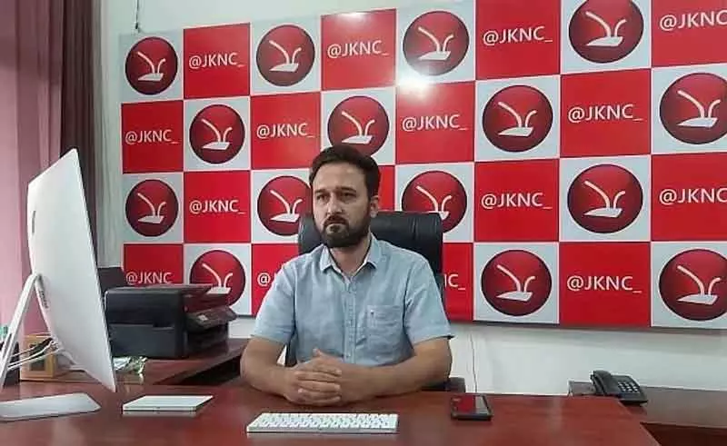 NC ने New Zealand सेब आयात पर कश्मीरी किसानों पर असर को लेकर चिंता जताई NC ने New Zealand सेब आयात पर कश्मीरी किसानों पर असर को लेकर चिंता जताई