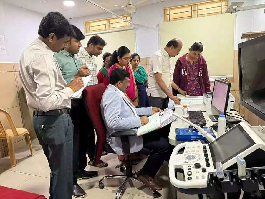 Chikkaballapur : अरविन डायग्नोस्टिक, जैन हॉस्पिटल को नोटिस जारी किया गया Chikkaballapur : अरविन डायग्नोस्टिक, जैन हॉस्पिटल को नोटिस जारी किया गया