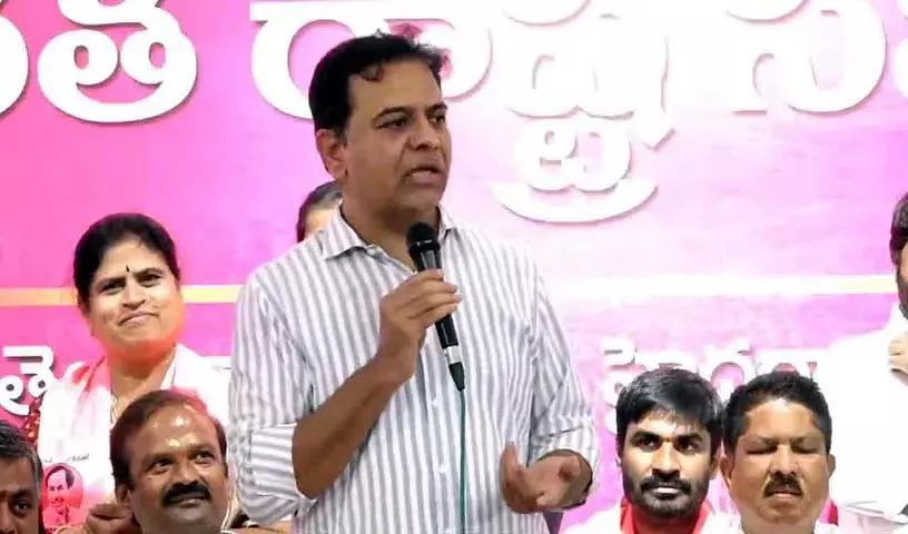 Telangana पर रेवंत रेड्डी की टिप्पणियों पर KTR का करारा जवाब Telangana पर रेवंत रेड्डी की टिप्पणियों पर KTR का करारा जवाब