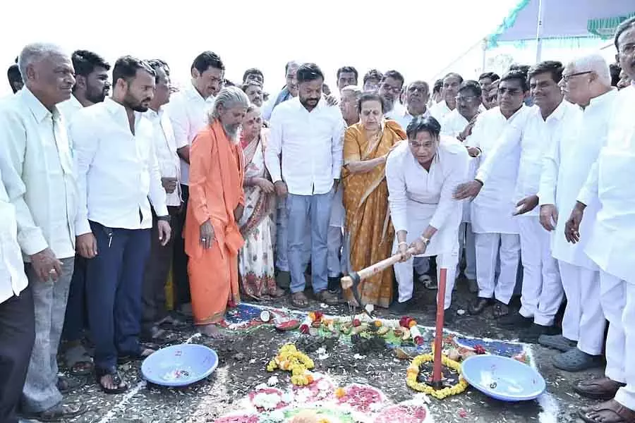 Karnataka : संग्रहालय के निर्माण के लिए आधारशिला Karnataka : संग्रहालय के निर्माण के लिए आधारशिला