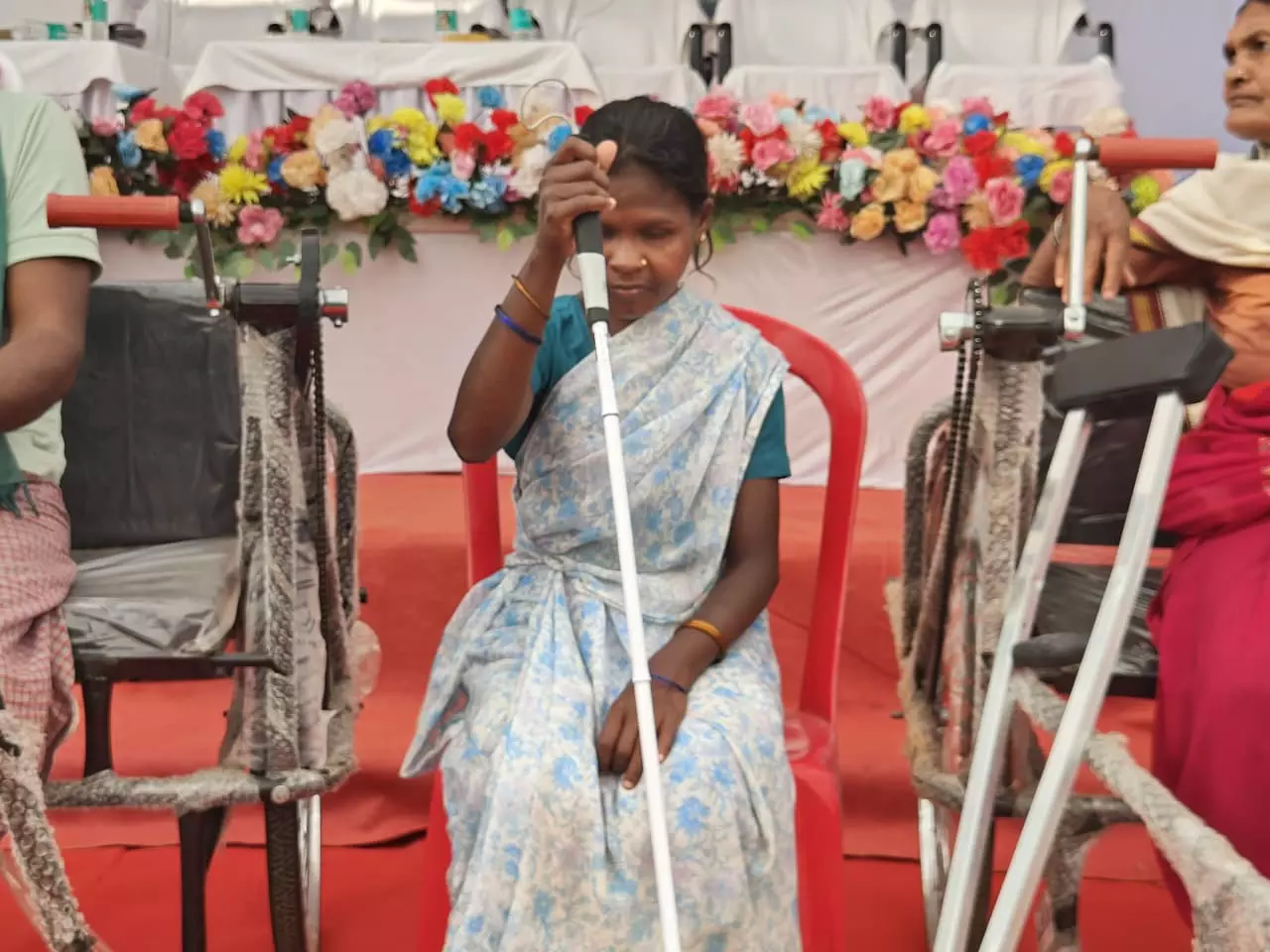 सुशासन की रोशनी से संवर रहे हैं जीवन, नेत्रहीन इंद्राणी की राह पहले से हुई आसान सुशासन की रोशनी से संवर रहे हैं जीवन, नेत्रहीन इंद्राणी की राह पहले से हुई आसान