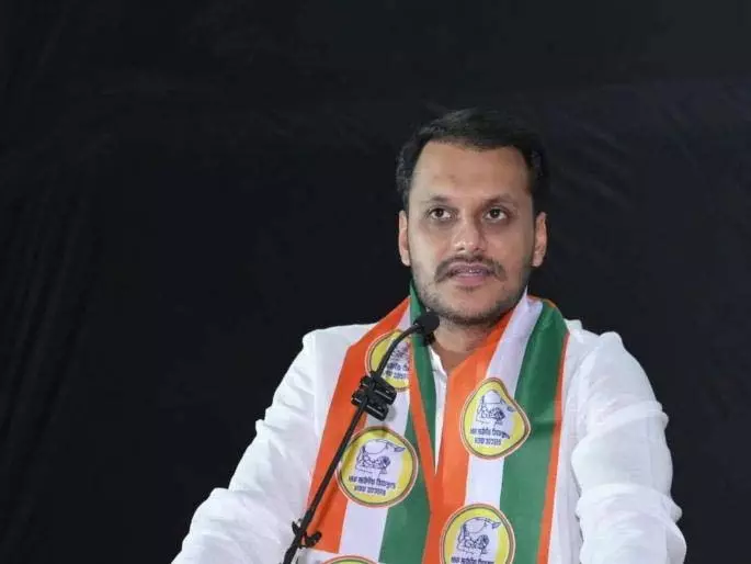 Yugendra Pawar ने लचीलेपन की तारीफ़ की: मज़बूती से लड़ाई लड़ी, लोकतंत्र को मज़बूत किया Yugendra Pawar ने लचीलेपन की तारीफ़ की: मज़बूती से लड़ाई लड़ी, लोकतंत्र को मज़बूत किया