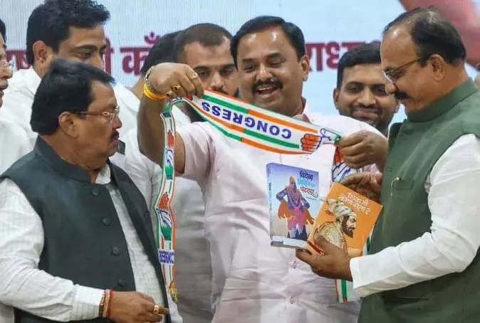 Prashant Jagtap ने कांग्रेस में शामिल होने पर कहा: मैं राजनीति छोड़ दूंगा, लेकिन अभी नहीं Prashant Jagtap ने कांग्रेस में शामिल होने पर कहा: मैं राजनीति छोड़ दूंगा, लेकिन अभी नहीं