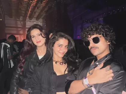 Wamiqa गब्बी ने सुनिधि चौहान के कॉन्सर्ट में खूब एन्जॉय किया Wamiqa गब्बी ने सुनिधि चौहान के कॉन्सर्ट में खूब एन्जॉय किया