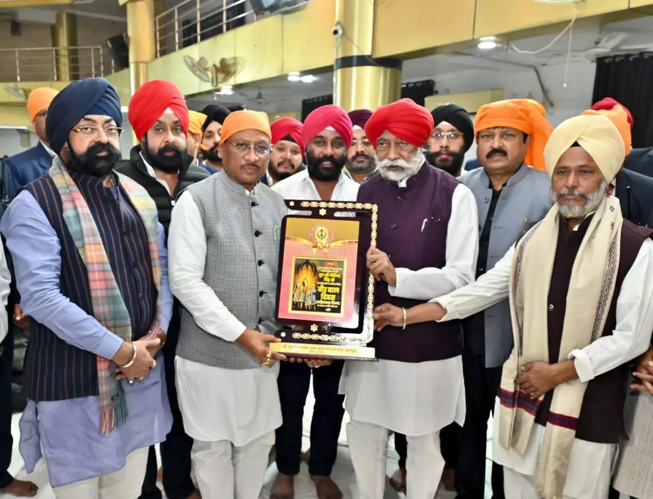 साहिबजादों के वीरता एवं बलिदान को जन जन तक पहुंचाने की आवश्यकता: CM साय साहिबजादों के वीरता एवं बलिदान को जन जन तक पहुंचाने की आवश्यकता: CM साय