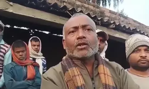 फॉर्च्यूनर और कार की टक्कर होने पर चाकूबाजी, एक की हत्या फॉर्च्यूनर और कार की टक्कर होने पर चाकूबाजी, एक की हत्या