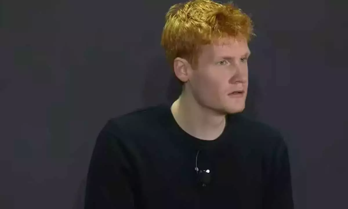 CEO : AI पर आंख मूंदकर भरोसा करने से सॉफ्टवेयर की नींव कमजोर हो सकती