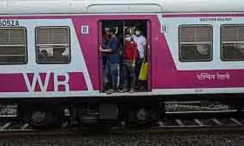 पश्चिमी रेलवे ने यात्रियों की बढ़ती यात्रा मांग को पूरा करने के लिए स्पेशल ट्रेनों को February 2026 तक बढ़ा दिया पश्चिमी रेलवे ने यात्रियों की बढ़ती यात्रा मांग को पूरा करने के लिए स्पेशल ट्रेनों को February 2026 तक बढ़ा दिया