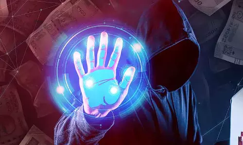 मुलुंड के रिटायर्ड व्यक्ति से digital arrest स्कैम में 1 महीने में ₹2.04 करोड़ की ठगी; केस दर्ज मुलुंड के रिटायर्ड व्यक्ति से digital arrest स्कैम में 1 महीने में ₹2.04 करोड़ की ठगी; केस दर्ज