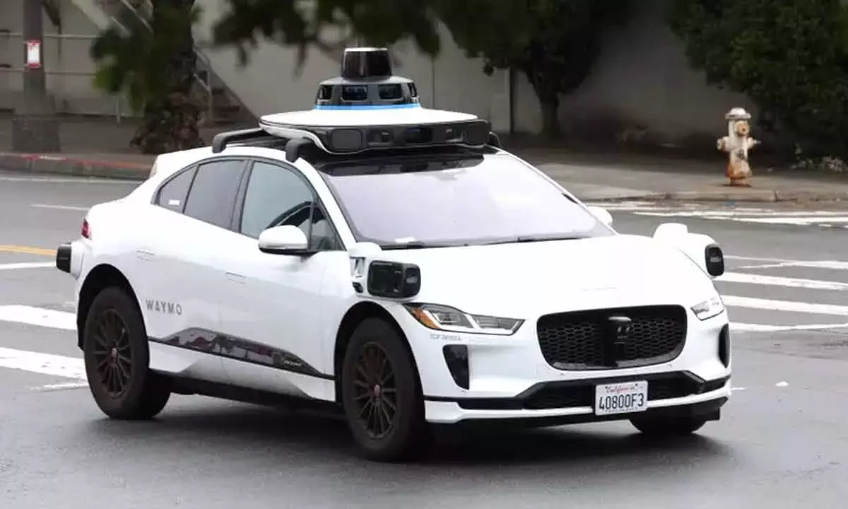 Waymo ने रोबोटैक्सिस के लिए बातचीत करने वाले को-पायलट के तौर पर Google Gemini का टेस्ट