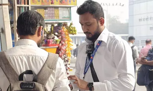 ChatGPT से बनाया गया नकली लोकल ट्रेन पास इस्तेमाल करने के आरोप में एक व्यक्ति पर केस दर्ज ChatGPT से बनाया गया नकली लोकल ट्रेन पास इस्तेमाल करने के आरोप में एक व्यक्ति पर केस दर्ज