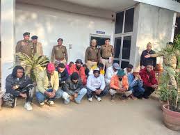 Gurugram पुलिस ने फार्महाउस में अवैध पार्टी पर छापा मारा