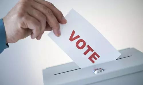 Bhiwani: वोट डालना नागरिक का कर्तव्य: डॉ. अनिल गौड़